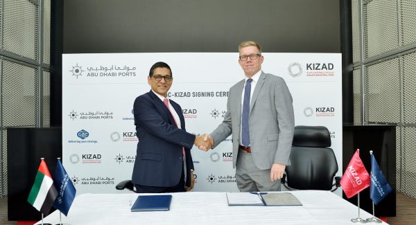 (L-R) Samir Chaturvedi, KIZAD CEO, and Göran Eriksson, GAC Abu Dhabi’s Managing Director (1)